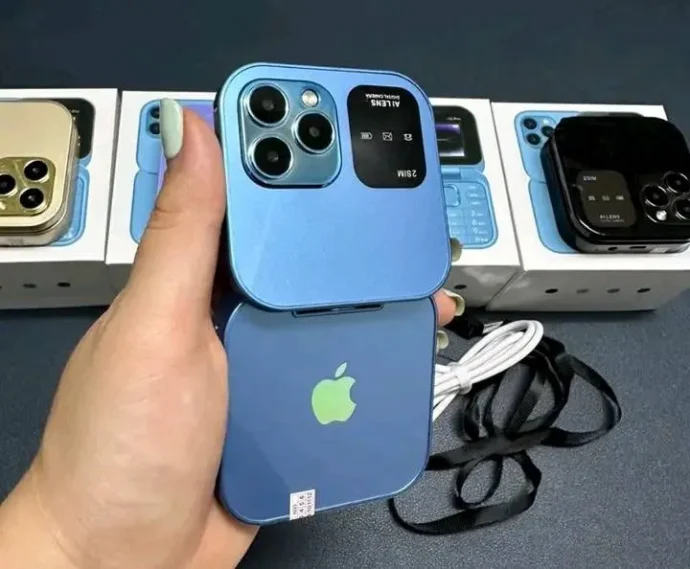 ⁦هاتف i16Pro Mini Flip – موبايل قابل للطي بشاشة صغيرة، يدعم  SIM 2 و Card mimoire⁩ - الصورة ⁦3⁩