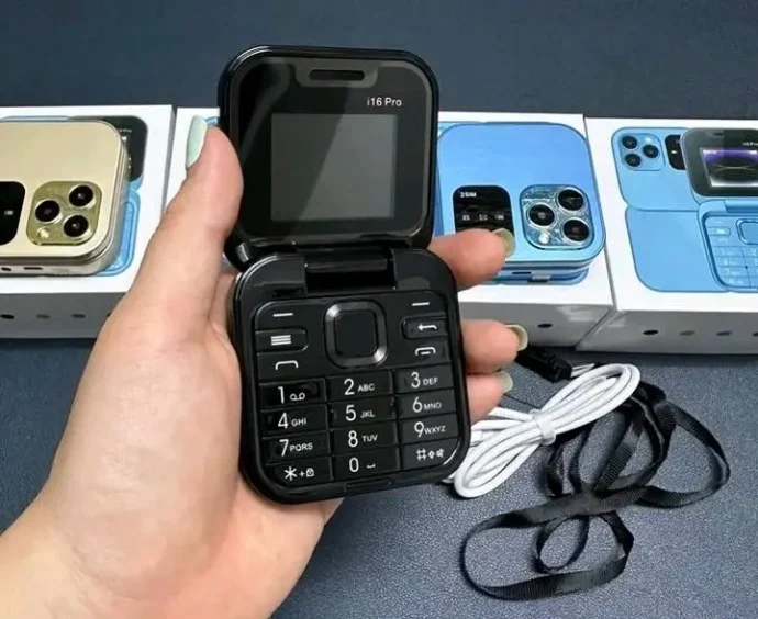 ⁦هاتف i16Pro Mini Flip – موبايل قابل للطي بشاشة صغيرة، يدعم  SIM 2 و Card mimoire⁩ - الصورة ⁦5⁩
